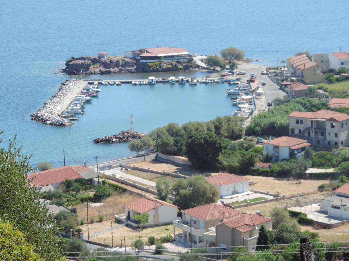 Fotis Apartments Skala Neon Kydonion Exterior photo
